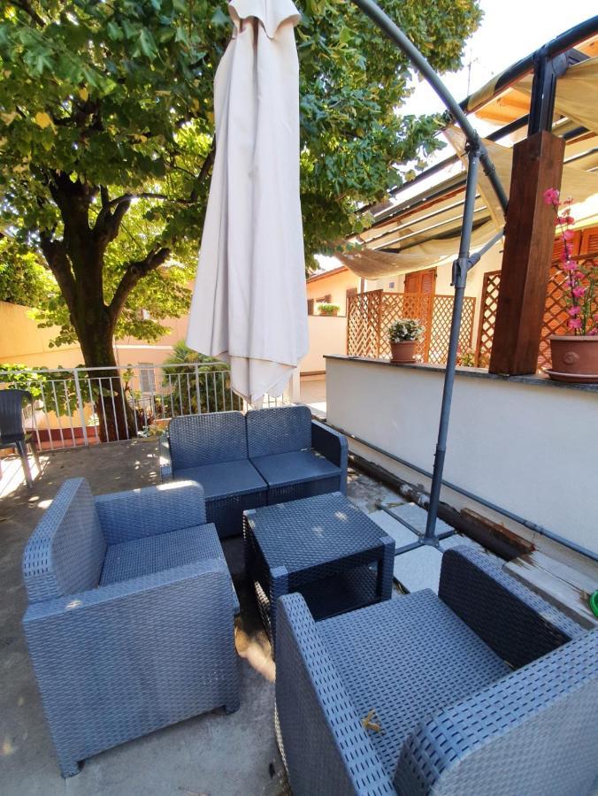 Beb I Portici Bed & Breakfast Чернобио Екстериор снимка