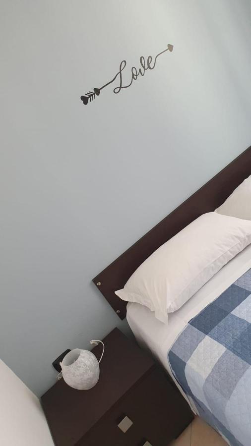 Beb I Portici Bed & Breakfast Чернобио Екстериор снимка